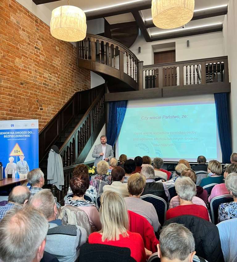 Eskadra - „Senior na drodze do… bezpieczeństwa!” - Krajowa Rada Bezpieczeństwa Ruchu Drogowego