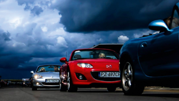 Eskadra - Mazda MX-5 25th anniversary